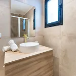 Malaga Vacation Five Minutes From The Port Of Pool And Sun *