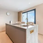 Malaga Vacation Five Minutes From The Port Of Pool And Sun Apartment