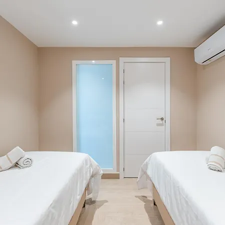 Malaga Vacation Five Minutes From The Port Of Pool And Sun Benalmadena