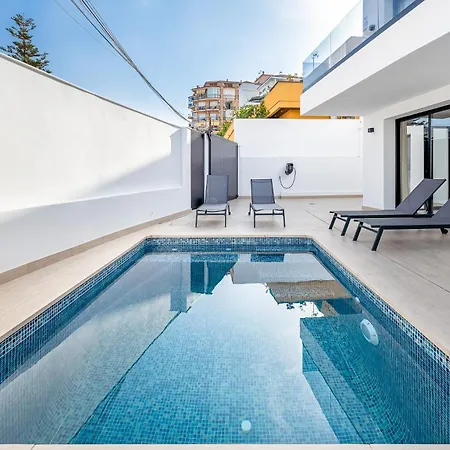 Malaga Vacation Five Minutes From The Port Of Pool And Sun Benalmadena