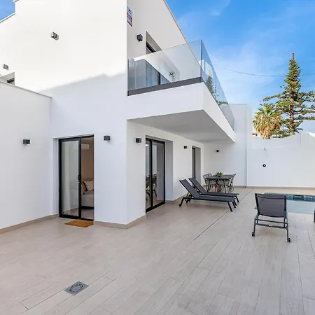 Malaga Vacation Five Minutes From The Port Of Pool And Sun