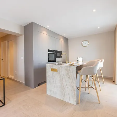 Malaga Vacation Five Minutes From The Port Of Pool And Sun Apartment *