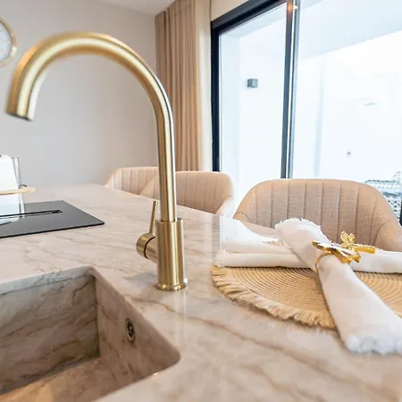 Apartment Malaga Vacation Five Minutes From The Port Of Pool And Sun