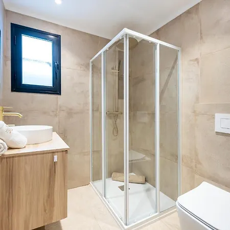 Malaga Vacation Five Minutes From The Port Of Pool And Sun Apartment Benalmadena